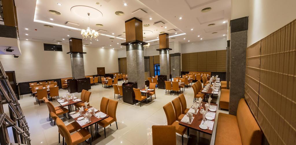 Hotel Saptagiri Hyderabad Exterior foto